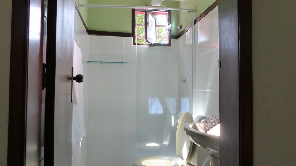 Quarto Standard com varanda e vista para o mar